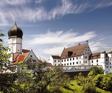 Vöhlinschloss Illertissen Das Vöhlinschloss in Illertissen mit seiner herrlichen Schlossanlage.