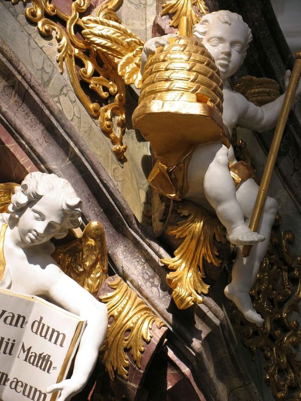 Putti in der Kirche Witzighausen Putti an der Kanzel in der Wallfahrtskirche Witzighausen